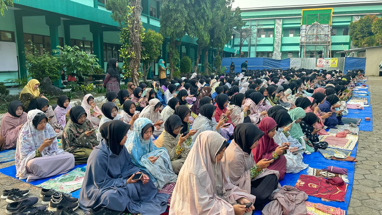MAN 1 Bogor Konsisten Tadarus Al-Qur’an, Rekatkan Kebersamaan dan Karakter Religius Murid