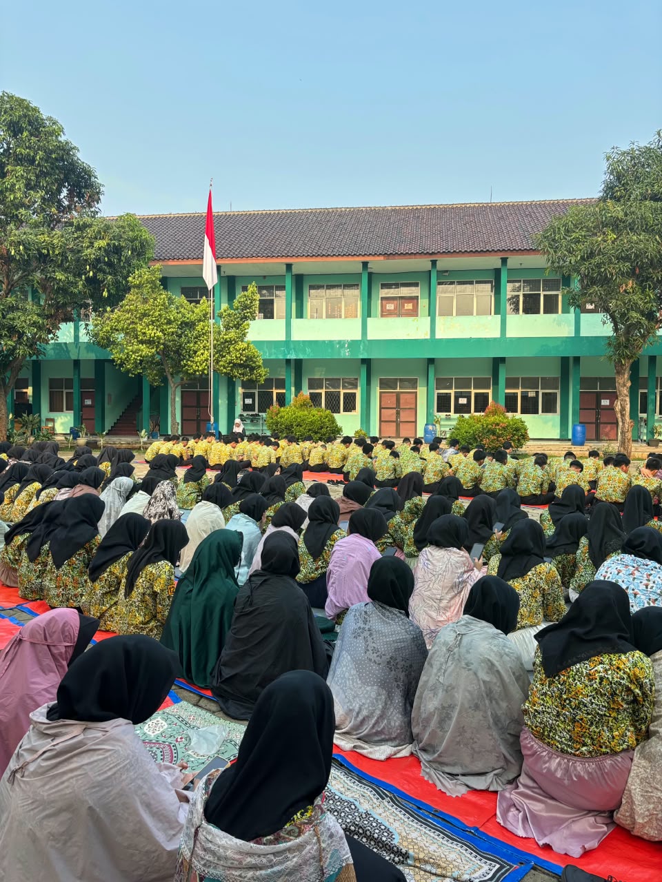 Dzikir Asmaul Husna Menggema di Lapangan MAN 1 Bogor, Perkuat Pembiasaan Keagamaan Murid