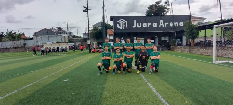 <strong>Tim Futsal Guru MAN 1 Bogor Raih Juara III Turnamen Futsal HAB Kemenag Bogor</strong>