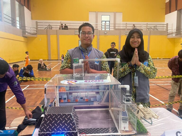 Keren, Tim Robotic MAN 1 Bogor Juara 1 Robot Kreatif Tingkat Nasional