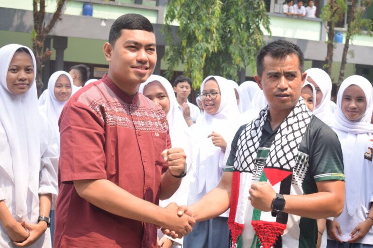 MAN 1 Bogor Salurkan Donasi untuk Palestina Melalui KNRP