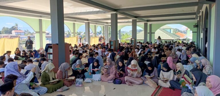 MAN 1 BOGOR HAPUS DEKADENSI MORAL MELALUI GEBYAR RAMADHAN