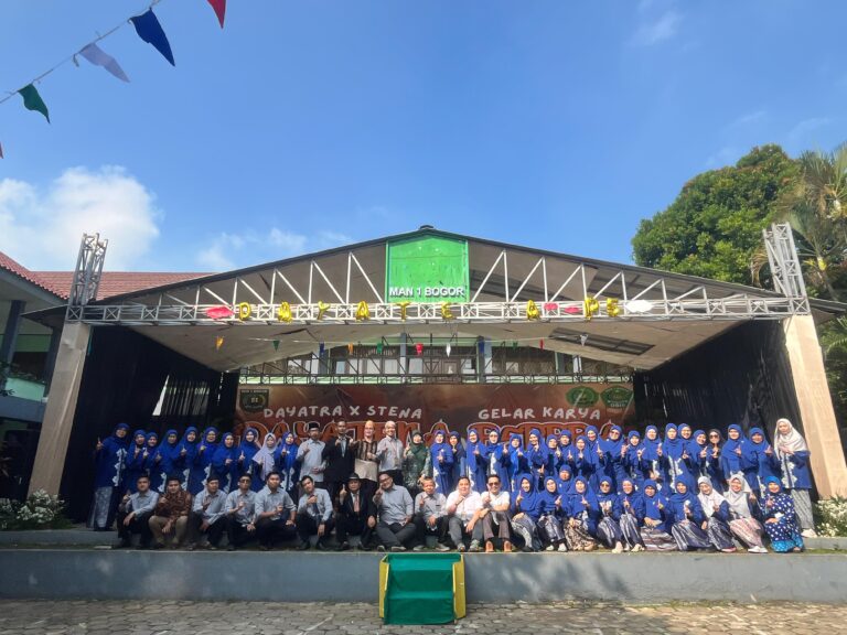 DAYATENA ATAU GELAR KARYA SISWA P5P2RA MAN 1 BOGOR, BERSINERGI WUJUDKAN MERDEKA BELAJAR