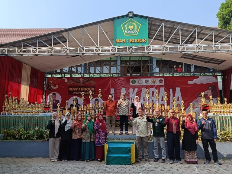 MAN 1 BOGOR SIAPKAN GENERASI EMAS MELALUI LAKARAJA