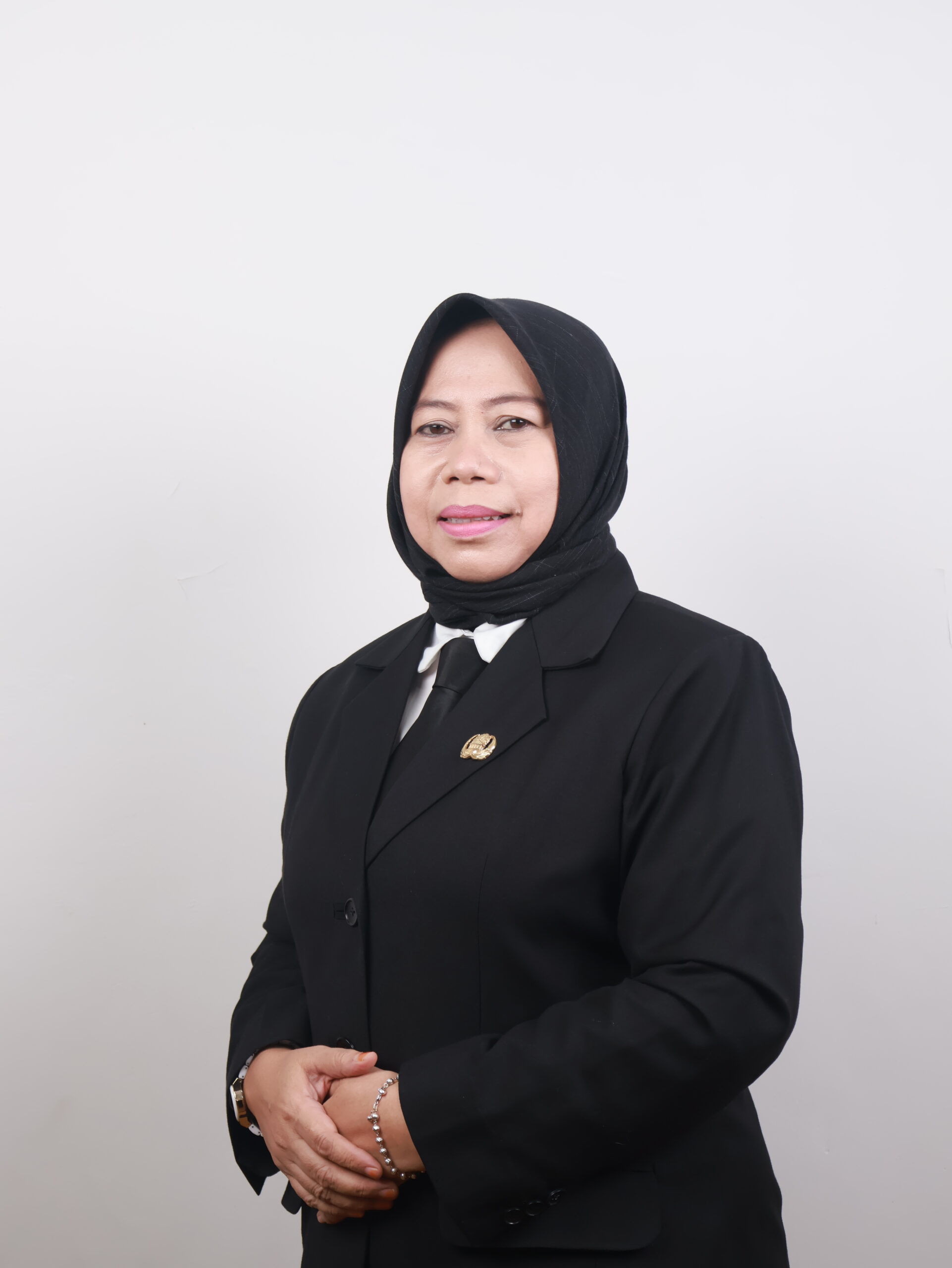 Hj. Nahlah, S.Ag.,MM